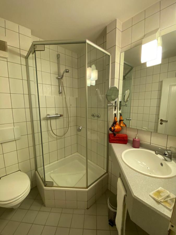Hotel Garni Wiestor Uberlingen Exteriör bild