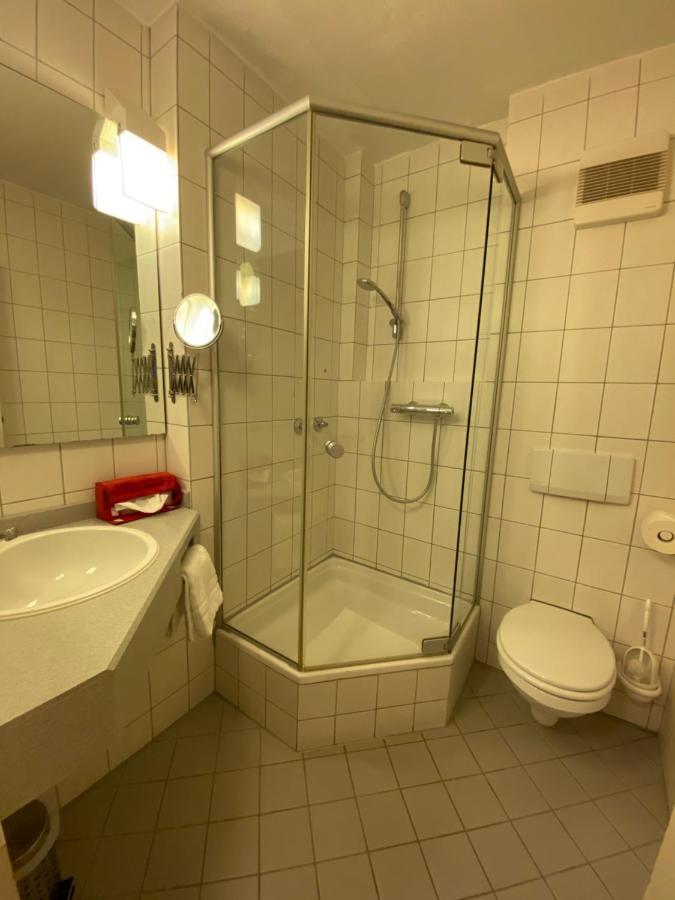 Hotel Garni Wiestor Uberlingen Exteriör bild