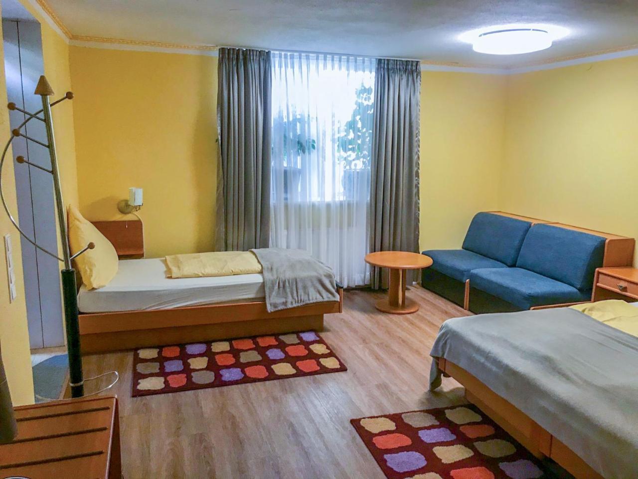Hotel Garni Wiestor Uberlingen Exteriör bild